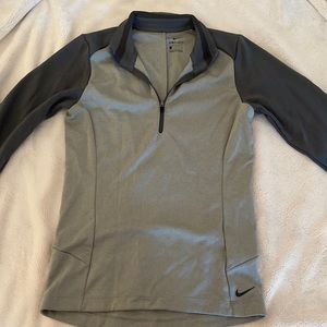 Nike dry fit women’s quarter zip pullover